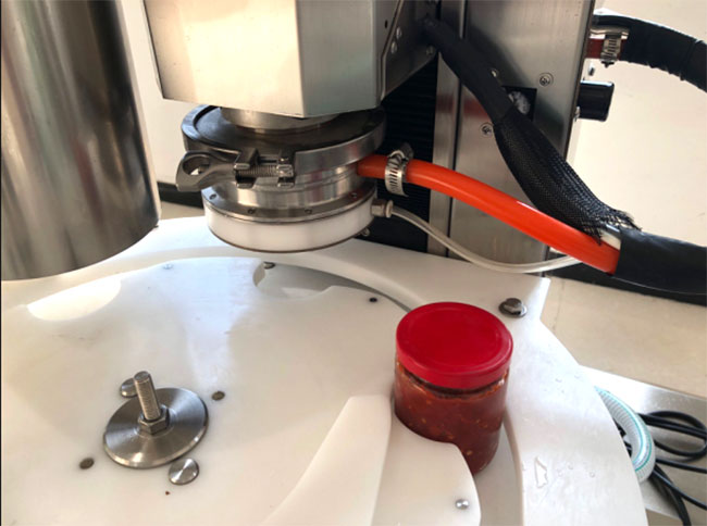 �ǻ������u��ƿ������w�C�O�会��(ji��)չʾ